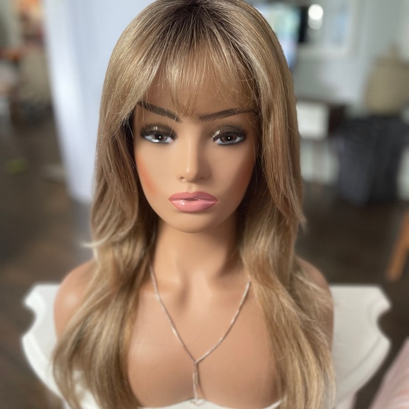 Uniwigs Carrie Almond Frost MODIFIED fringe/bangs. Synthetic alopecia long wig - Picture 2 of 13